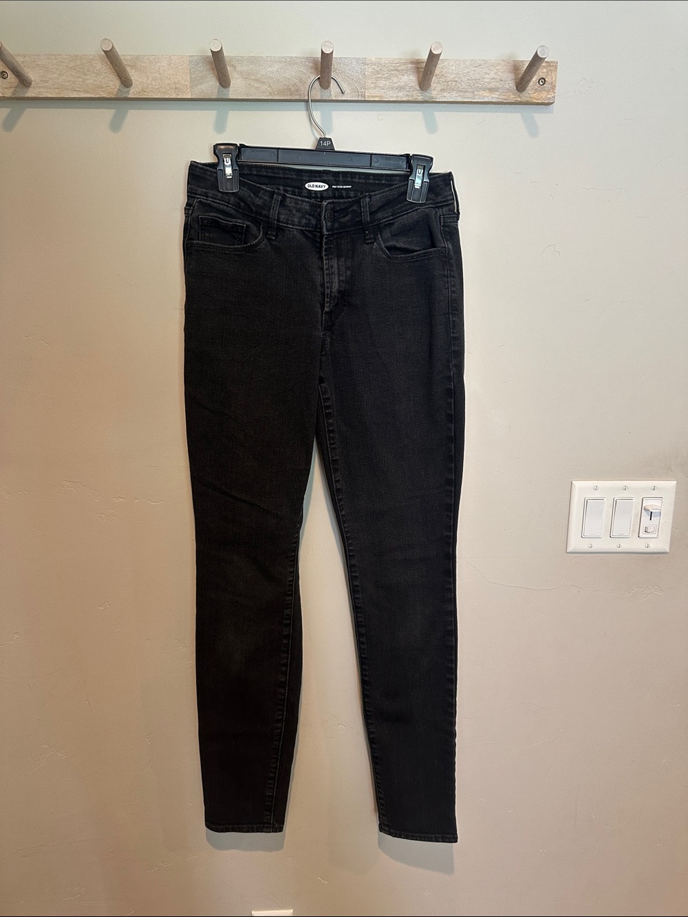 Old Navy Black Women's Skinny Jeans